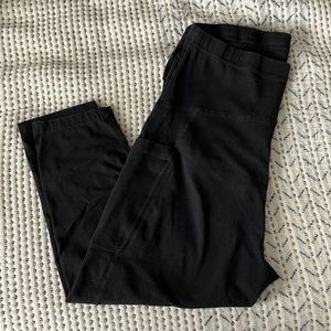 PACT organic maternity cropped pocket legging